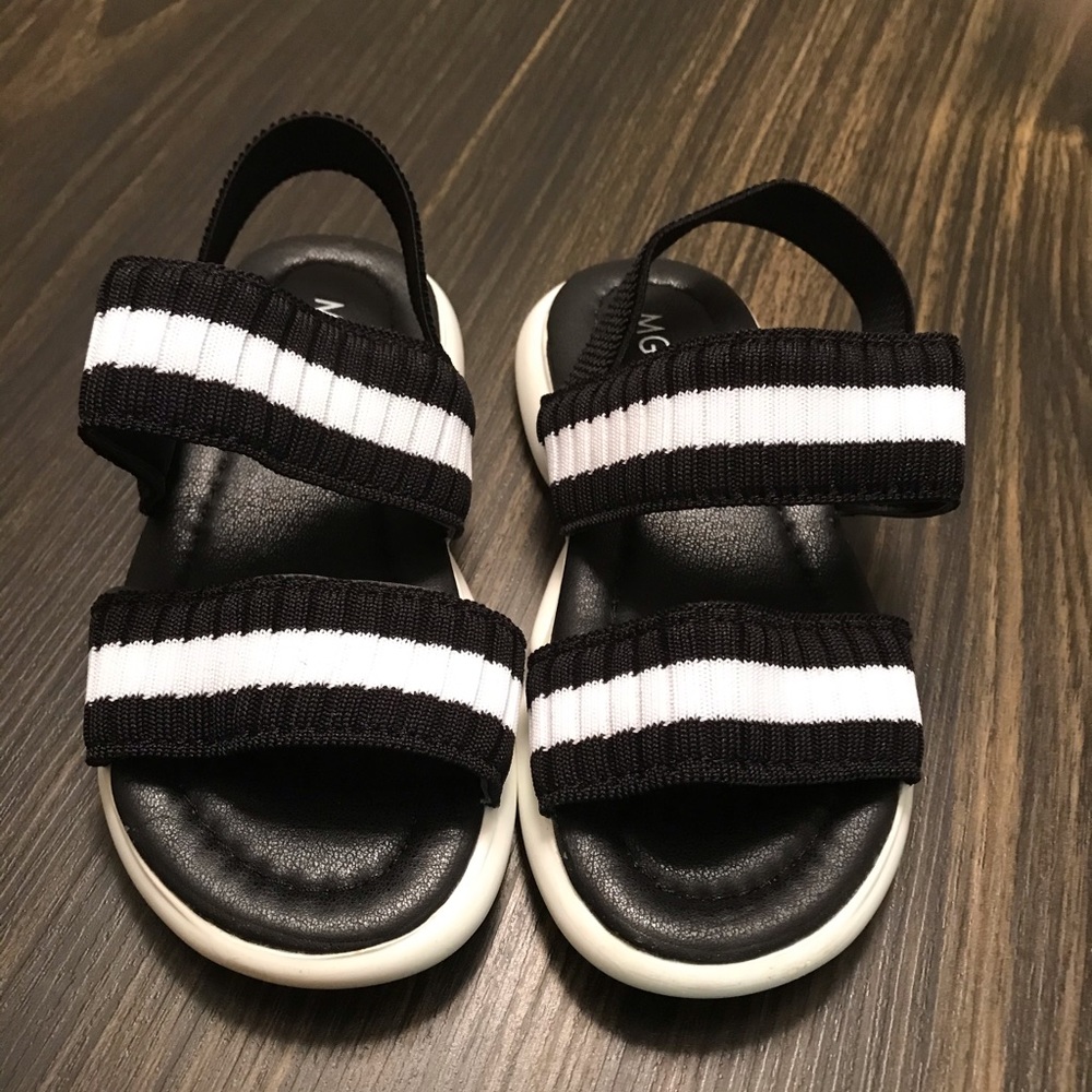 Sandals - Picture 2 of 2